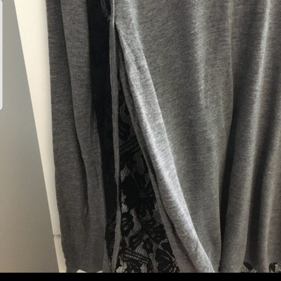 *2 for 20* Aritzia Lace Back Long Sleeve Top - Picture 5 of 10